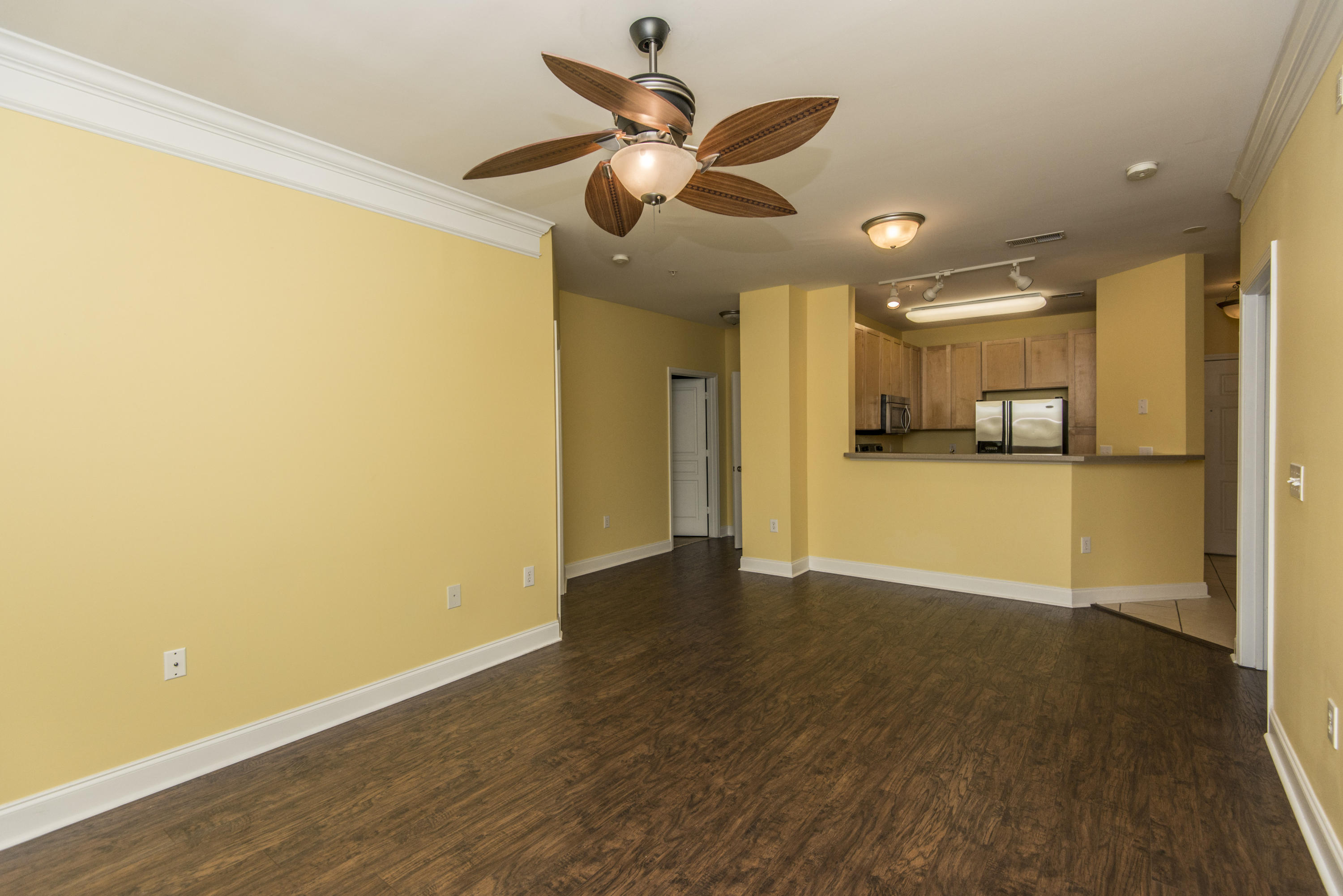 1815 Basildon Road Mount Pleasant, SC 29466 - Photo 7 of 43 _DSC8595