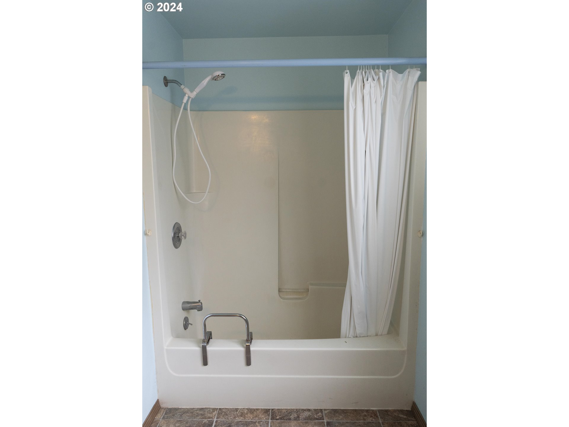 27004 Briggs Hill Road Eugene, OR 97405 - Photo 19 of 42