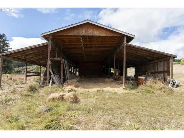 $678,000 | 27004 Briggs Hill Road, Eugene, OR 97405