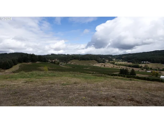 $678,000 | 27004 Briggs Hill Road, Eugene, OR 97405