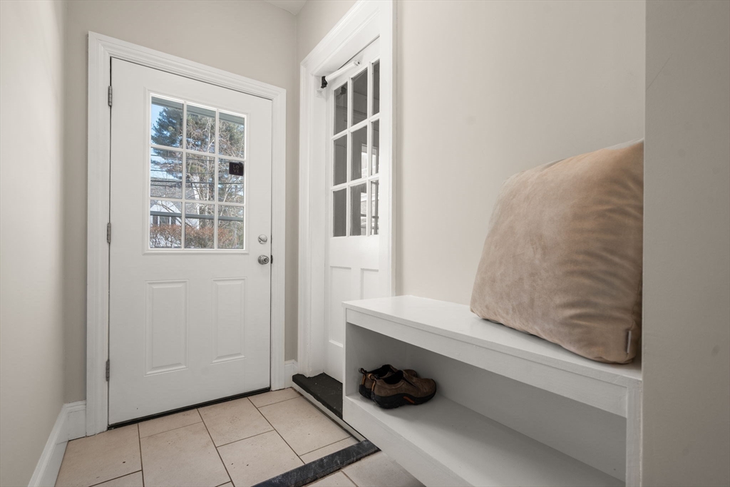 53 Sheldon Road Newton, MA 02459 - Photo 13 of 35 Gallery Image 13