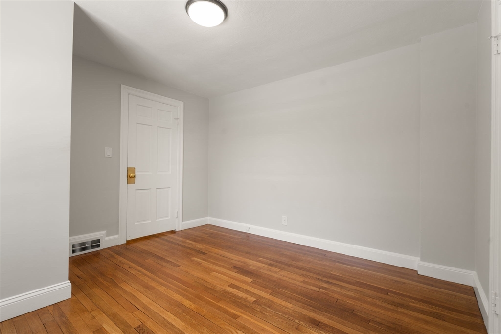 53 Sheldon Road Newton, MA 02459 - Photo 29 of 35 Gallery Image 29