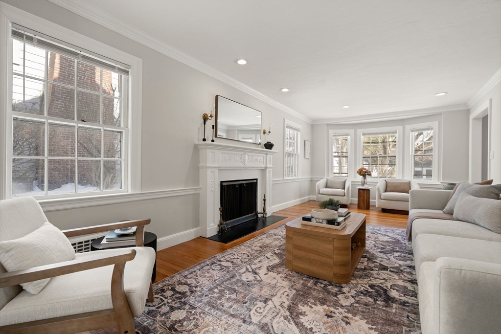 53 Sheldon Road Newton, MA 02459 - Photo 3 of 35 Gallery Image 3