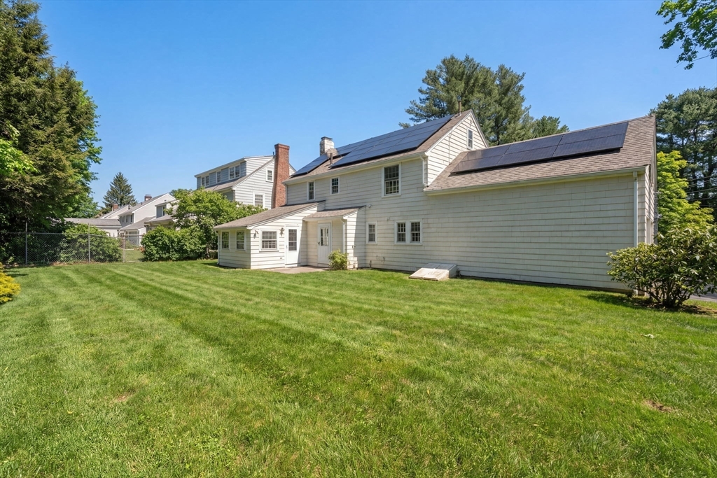 53 Sheldon Road Newton, MA 02459 - Photo 34 of 35 Gallery Image 34