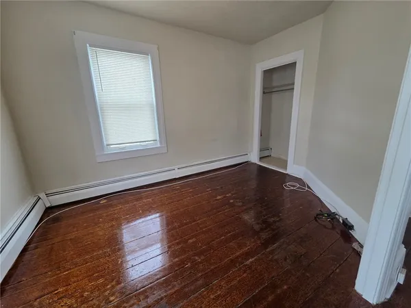 $1,650 | 292 Pleasant Street, East Providence, RI 02916