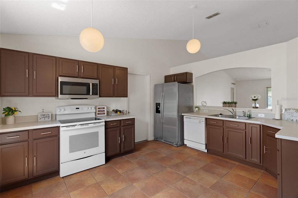11005 Matterhorn Court Spring Hill, FL 34608 - Photo 18 of 42