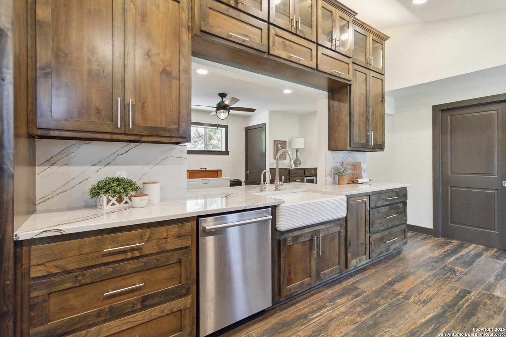 3293 North Little Creek Road Utopia, TX 78884 - Photo 11 of 65 a spacious bathroom with a sink and a mirror