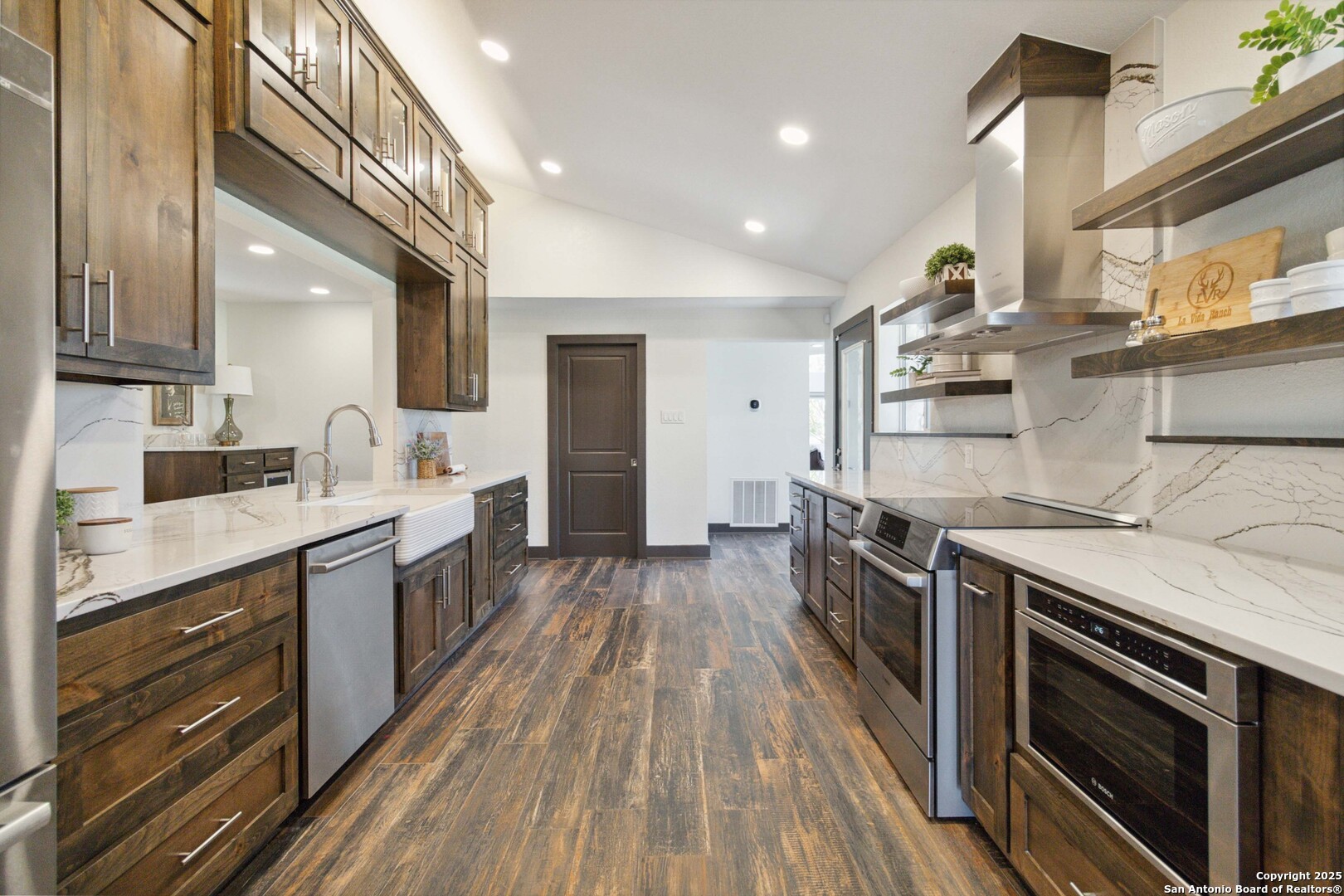 3293 North Little Creek Road Utopia, TX 78884 - Photo 8 of 65