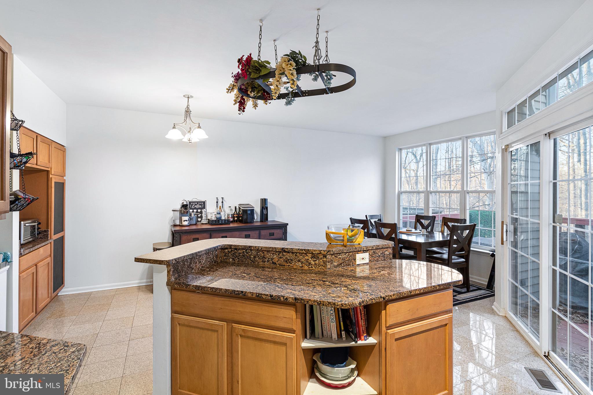 19442 Caravan Drive Germantown, MD 20874 - Photo 2 of 43