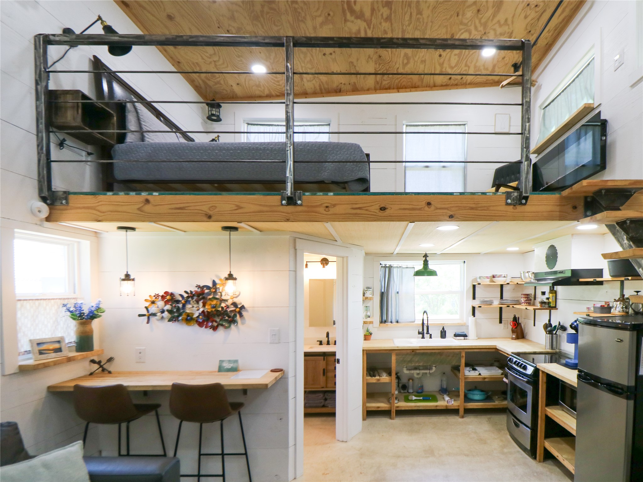 5200 Ranch To Market 1431 Marble Falls, TX 78654 - Photo 11 of 38 a view of a room with gym equipment