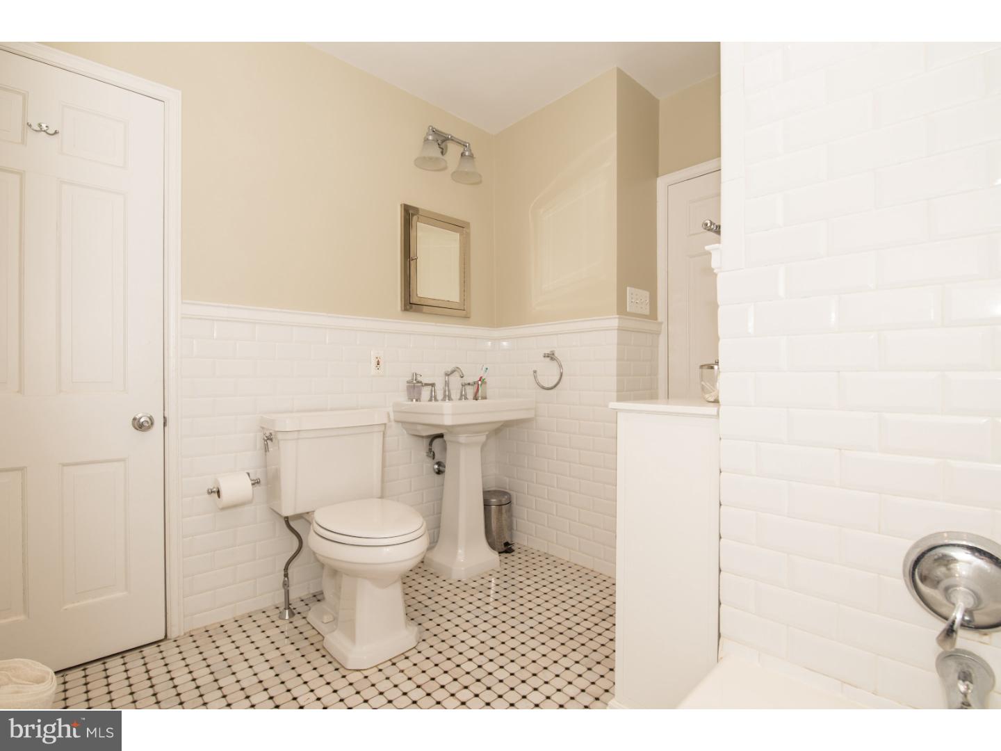 415-419 Custis Road Glenside, PA 19038 - Photo 19 of 25 Bathroom