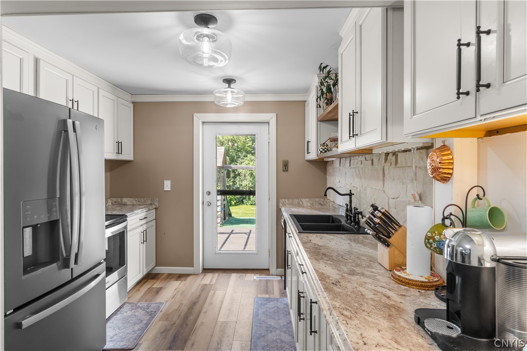 6177 Rock Cut Road De Witt, NY 13078 - Photo 4 of 36 Kitchen