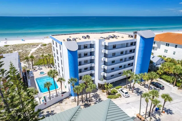 $599,900 | 13336 Gulf Boulevard, Unit 103, Madeira Beach, FL 33708