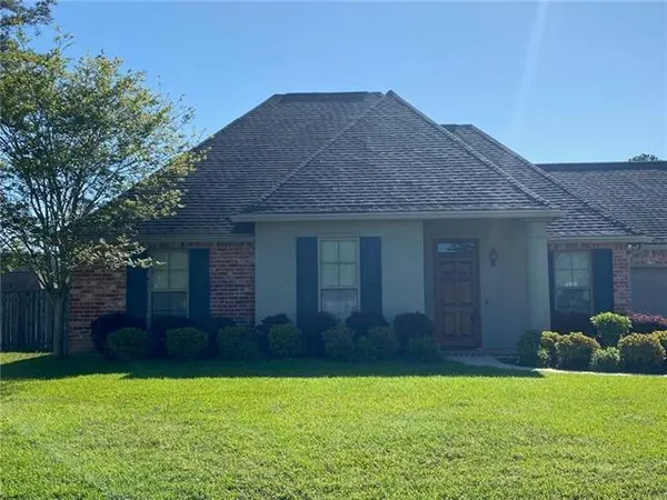$2,200 | 116 Fayedaye Drive, Madisonville, LA 70447
