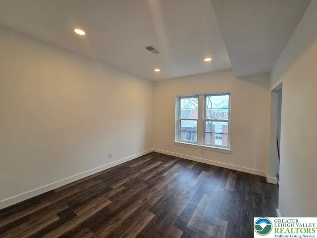 $1,350 | 130 North 2nd Street, Unit C, Easton, PA 18042