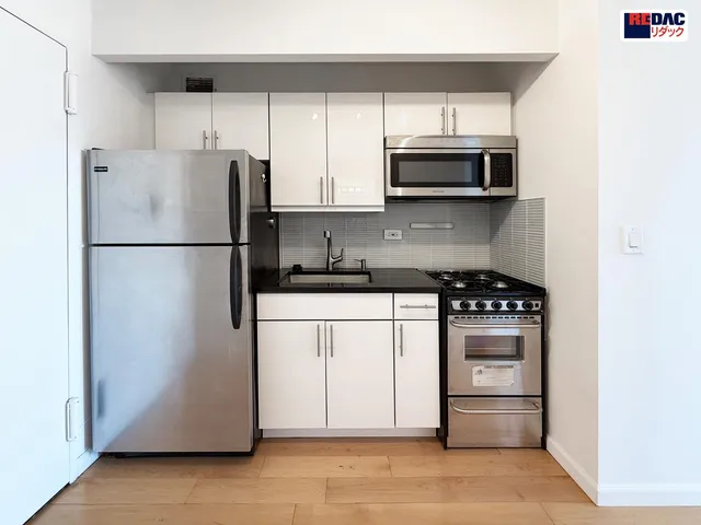 $600,000 | 347 West 57th Street, Unit 23BB | Hell's Kitchen