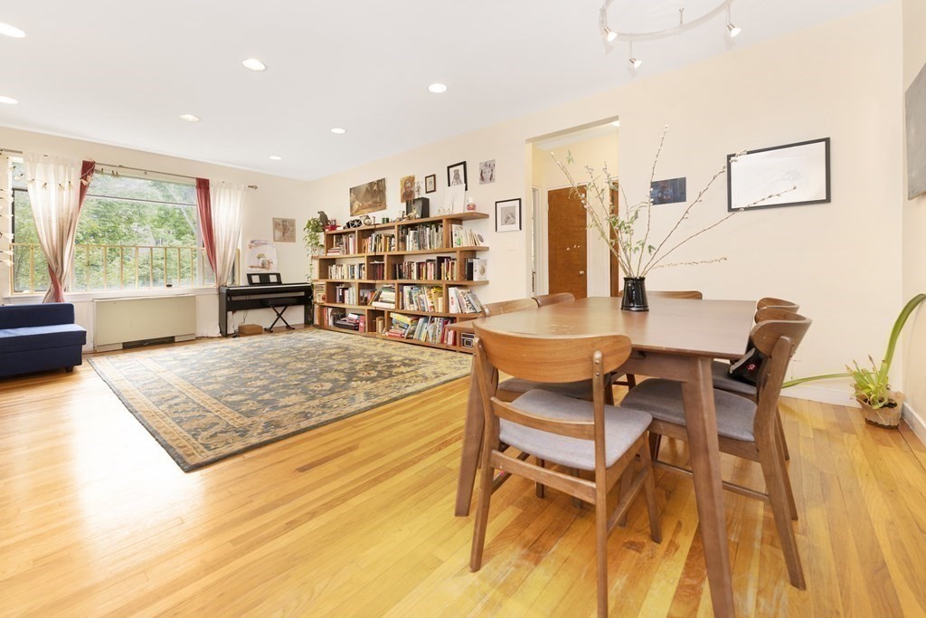 86 Griggs Road, Unit 24 Brookline, MA 02446 - Photo 4 of 22 Gallery Image 4