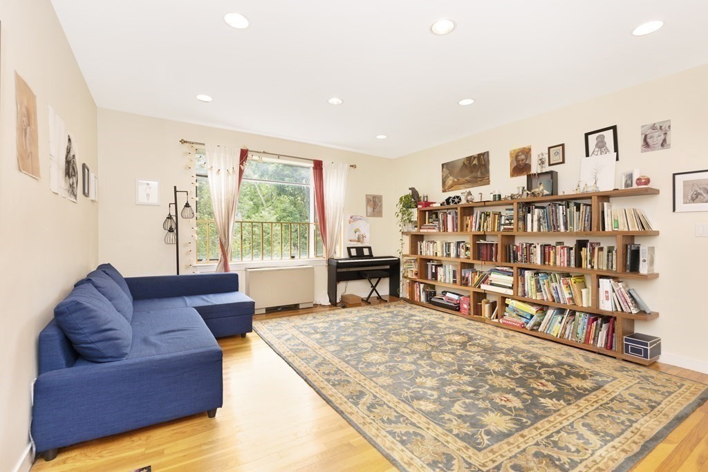 86 Griggs Road, Unit 24 Brookline, MA 02446 - Photo 5 of 22 Gallery Image 5