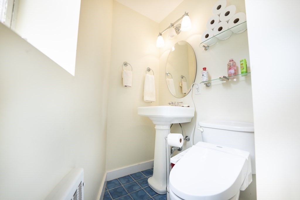 86 Griggs Road, Unit 24 Brookline, MA 02446 - Photo 9 of 22 Gallery Image 9