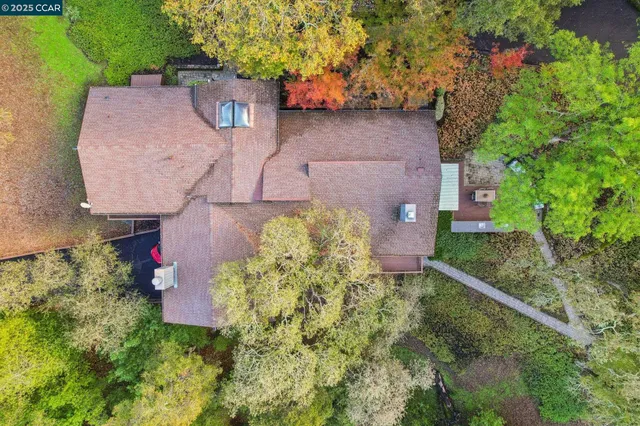 $2,855,000 | 858 Mountain View Drive, Lafayette, CA 94549