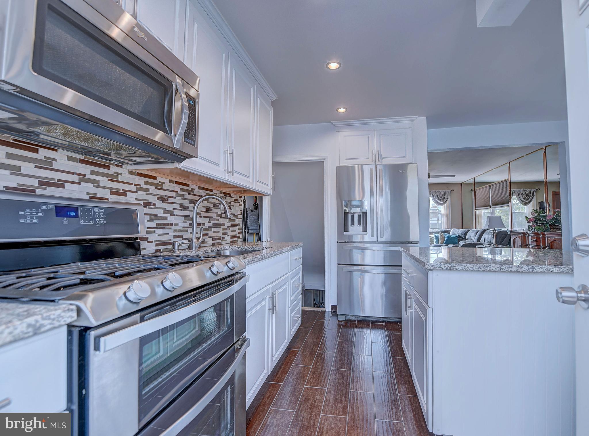 2744 Norfen Road Baltimore, MD 21227 - Photo 5 of 29 Kitchen