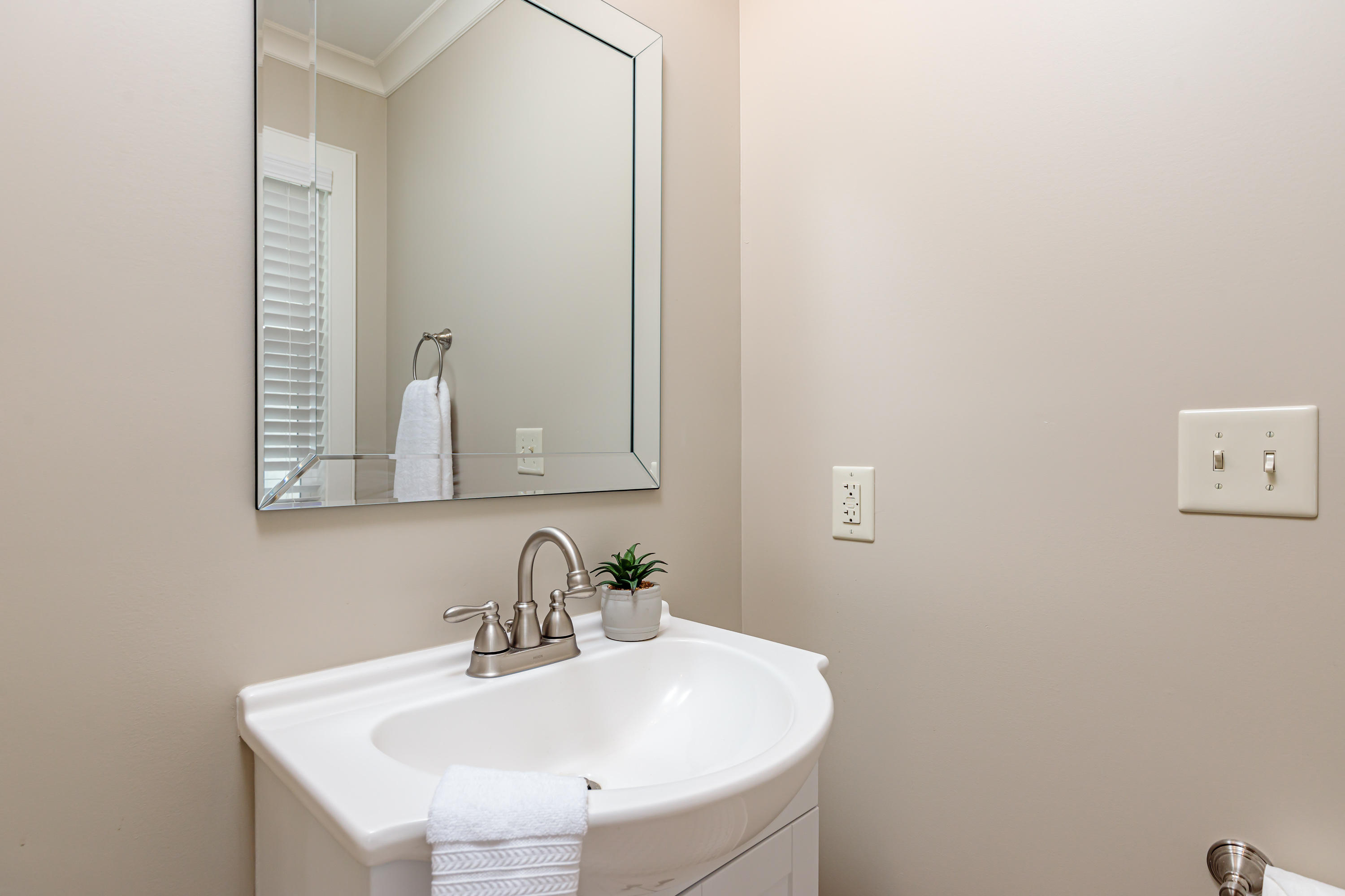2707 Roseland Road Aberdeen, NC 28315 - Photo 23 of 44 2707roseland-1015