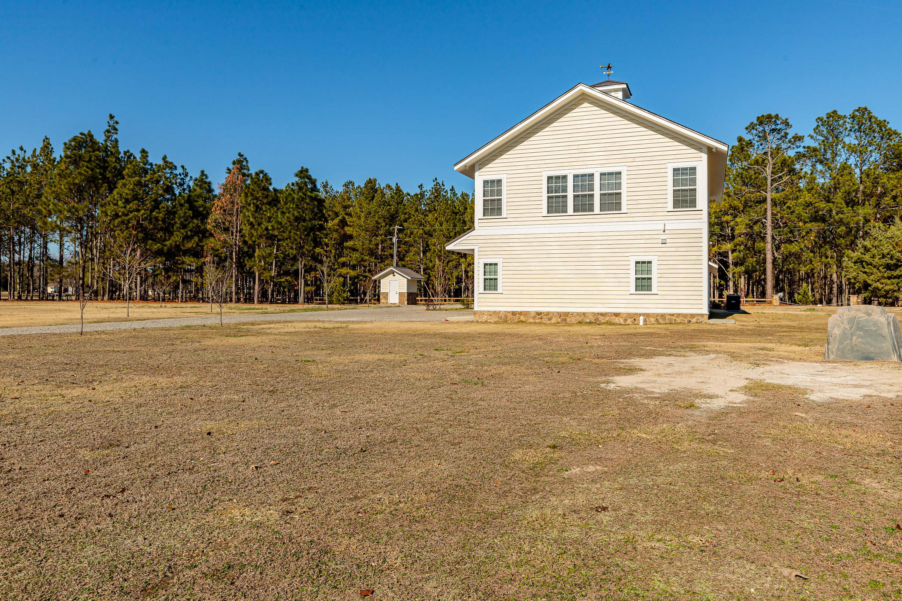 2707 Roseland Road Aberdeen, NC 28315 - Photo 8 of 44 2707roseland-1030-2