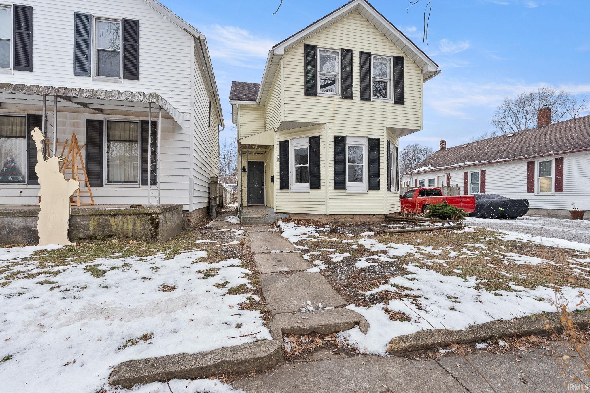 1207 Elm Street Fort Wayne, IN 46808 - Photo 4 of 31