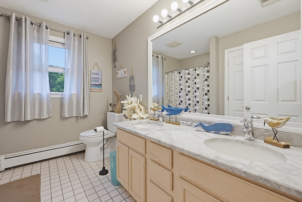 24 Rhodes Street Plainville, MA 02762 - Photo 25 of 42