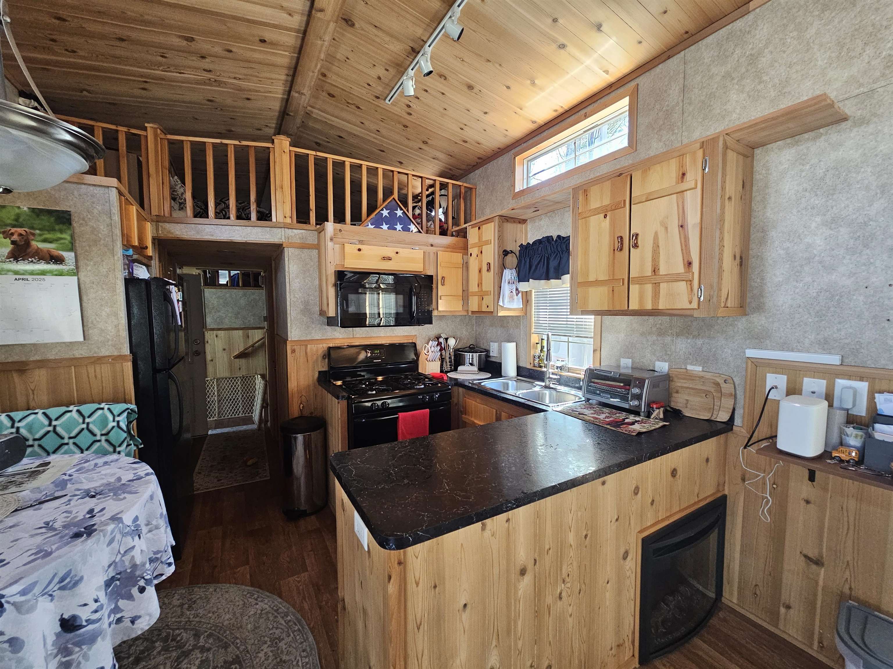 27 Chocorua Way Rochester, NH 03867 - Photo 7 of 21 Gallery Image 7