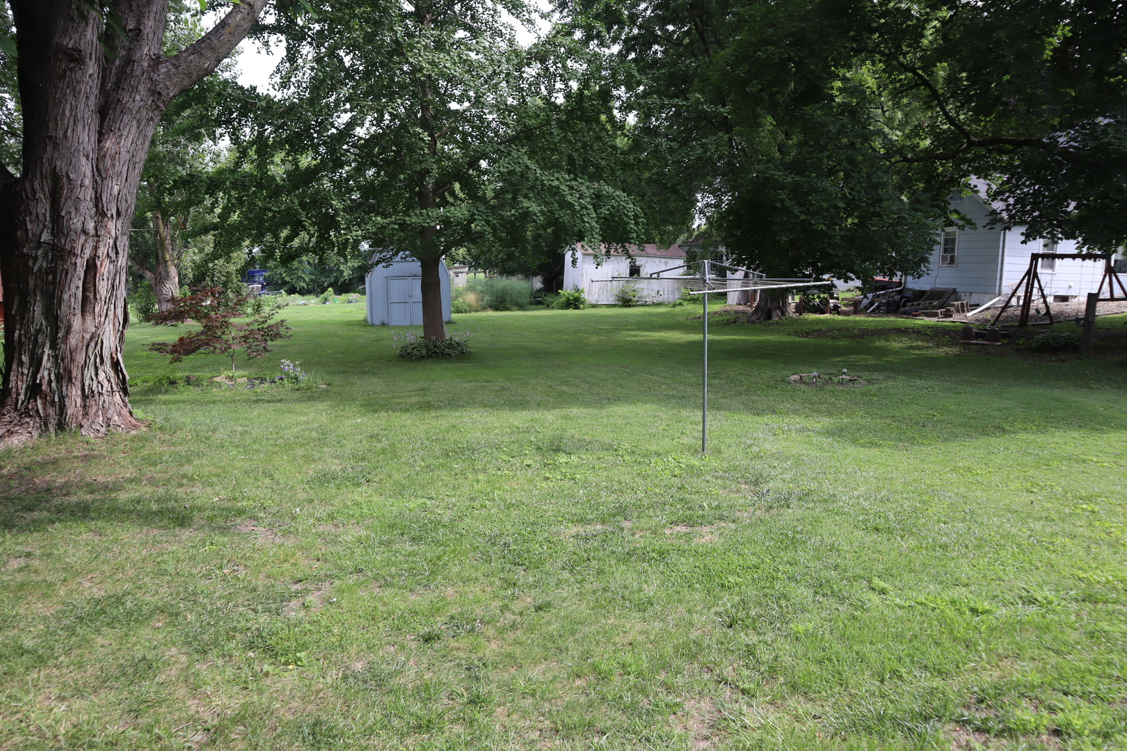 207 East North Street Walnut, IL 61376 - Photo 3 of 12