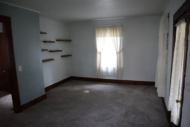 $124,900 | 207 East North Street, Walnut, IL 61376