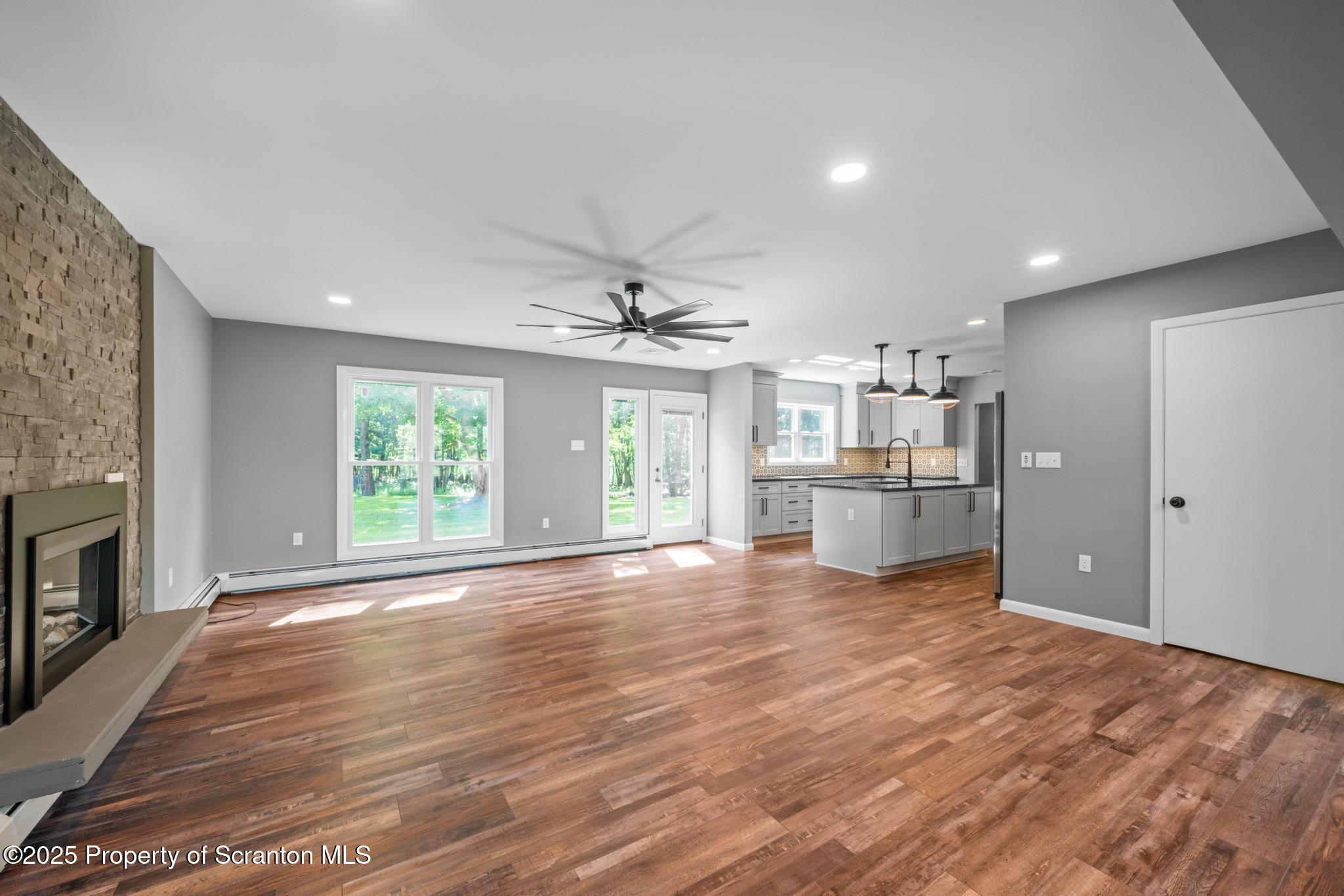 2001 Cleveland Avenue Scranton, PA 18505 - Photo 14 of 87 DSC_4807