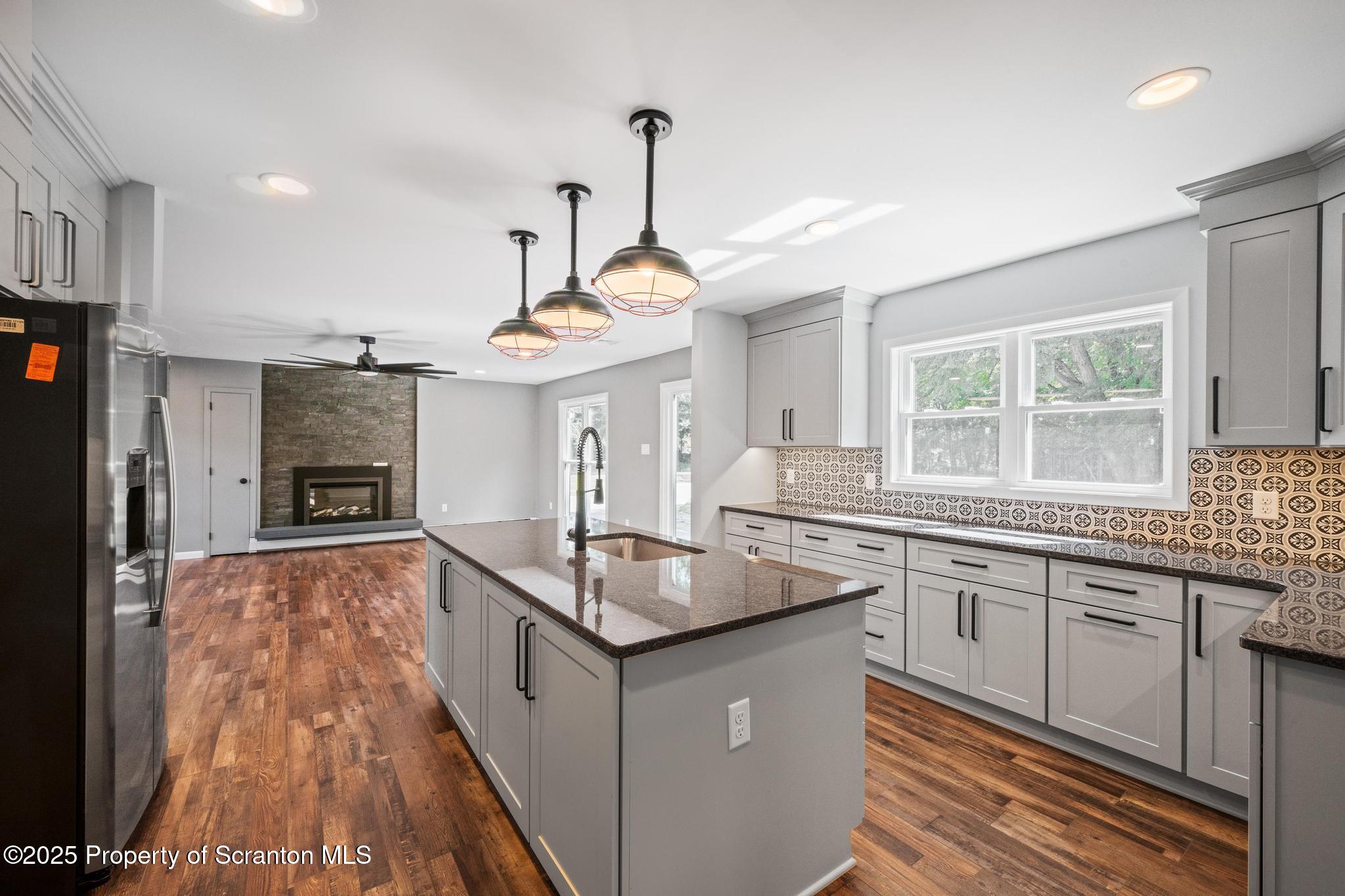 2001 Cleveland Avenue Scranton, PA 18505 - Photo 15 of 87 DSC_4882-2