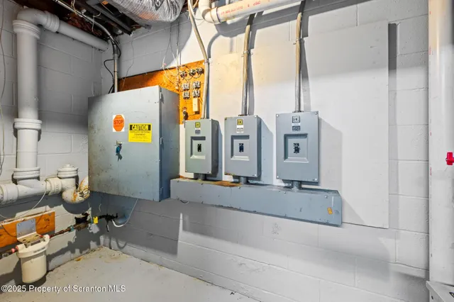 $949,000 | 2001 Cleveland Avenue, Scranton, PA 18505