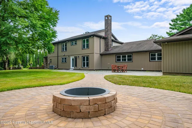 $949,000 | 2001 Cleveland Avenue, Scranton, PA 18505