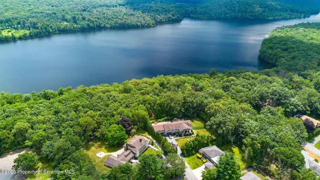 $949,000 | 2001 Cleveland Avenue, Scranton, PA 18505