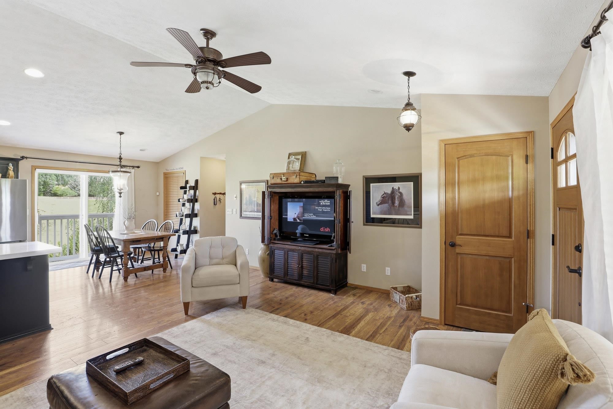 10505 South Sharon Road Spokane, WA 99223 - Photo 7 of 48