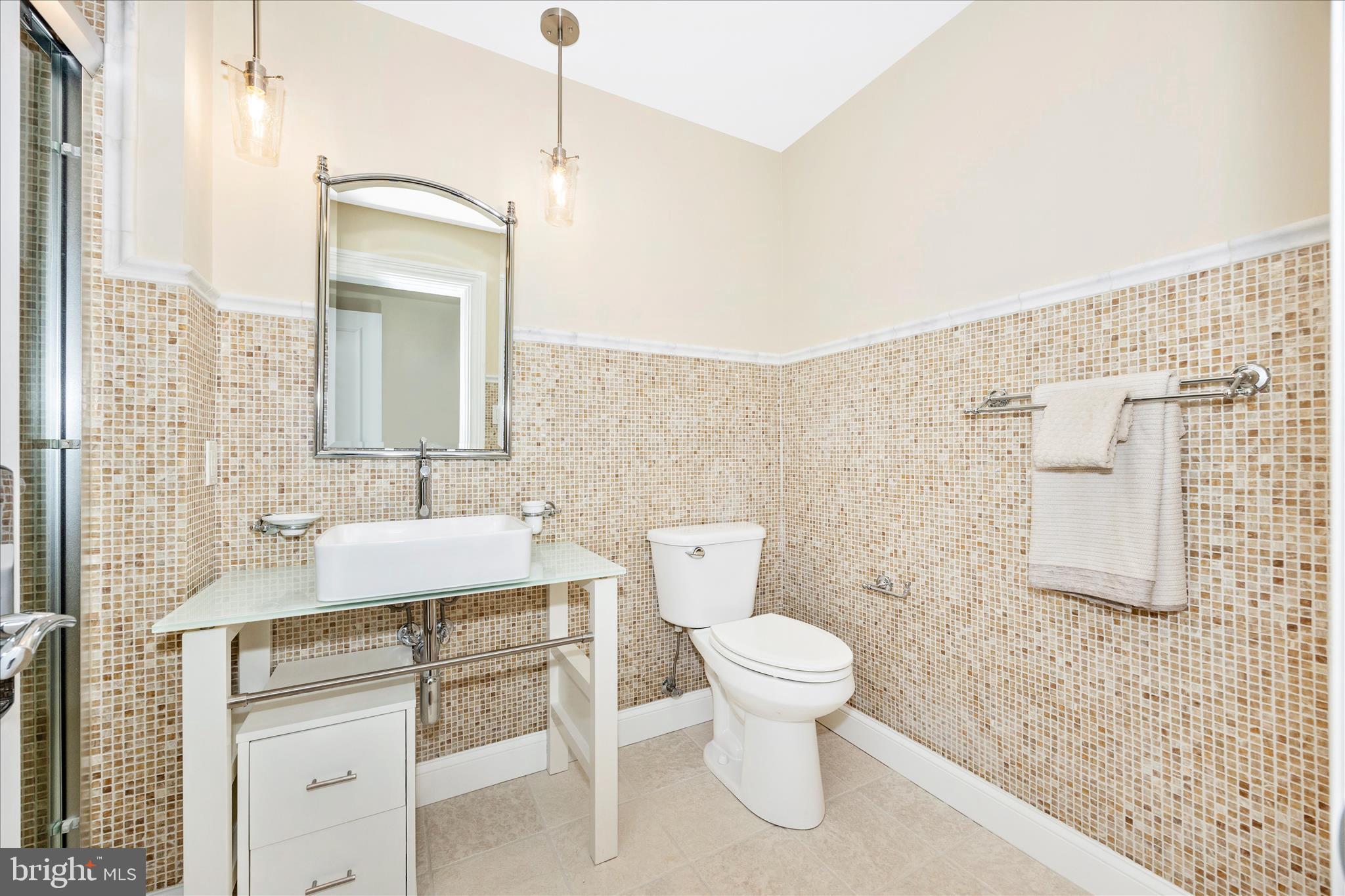 21612 Ripplemead Drive Gaithersburg, MD 20882 - Photo 65 of 129 Bedroom 4 Bath