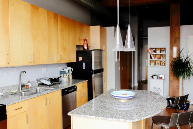 $2,850 | 2111 West Churchill Street, Unit 211, Chicago, IL 60647