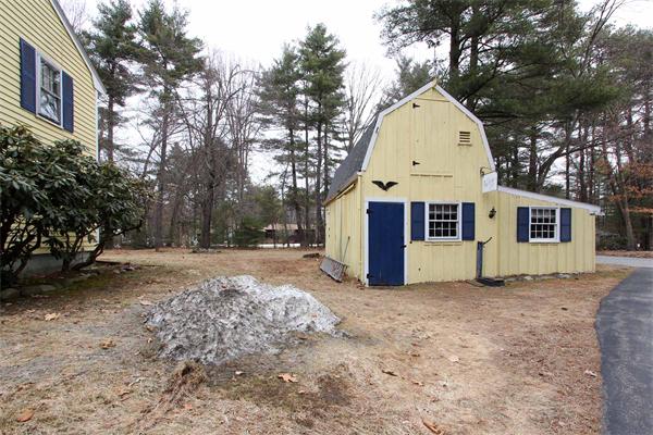32 Bailey Road Berlin, MA 01503 - Photo 2 of 19 Gallery Image 2