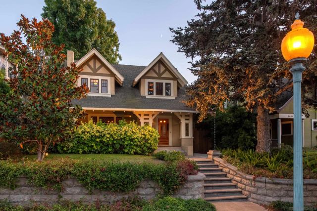 a view of a floor plan