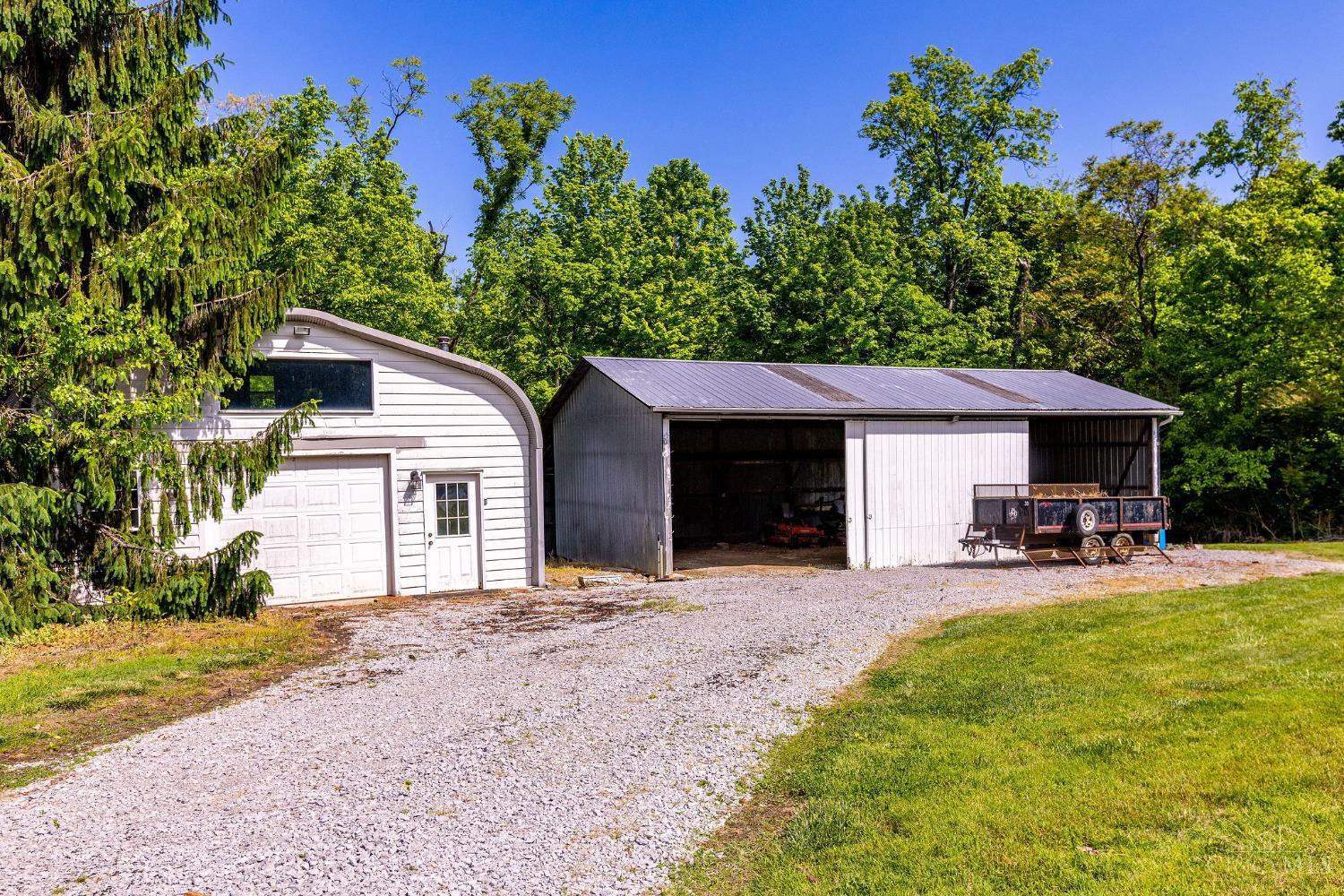 4885 Beechwood Road Cincinnati, OH 45244 - Photo 7 of 51