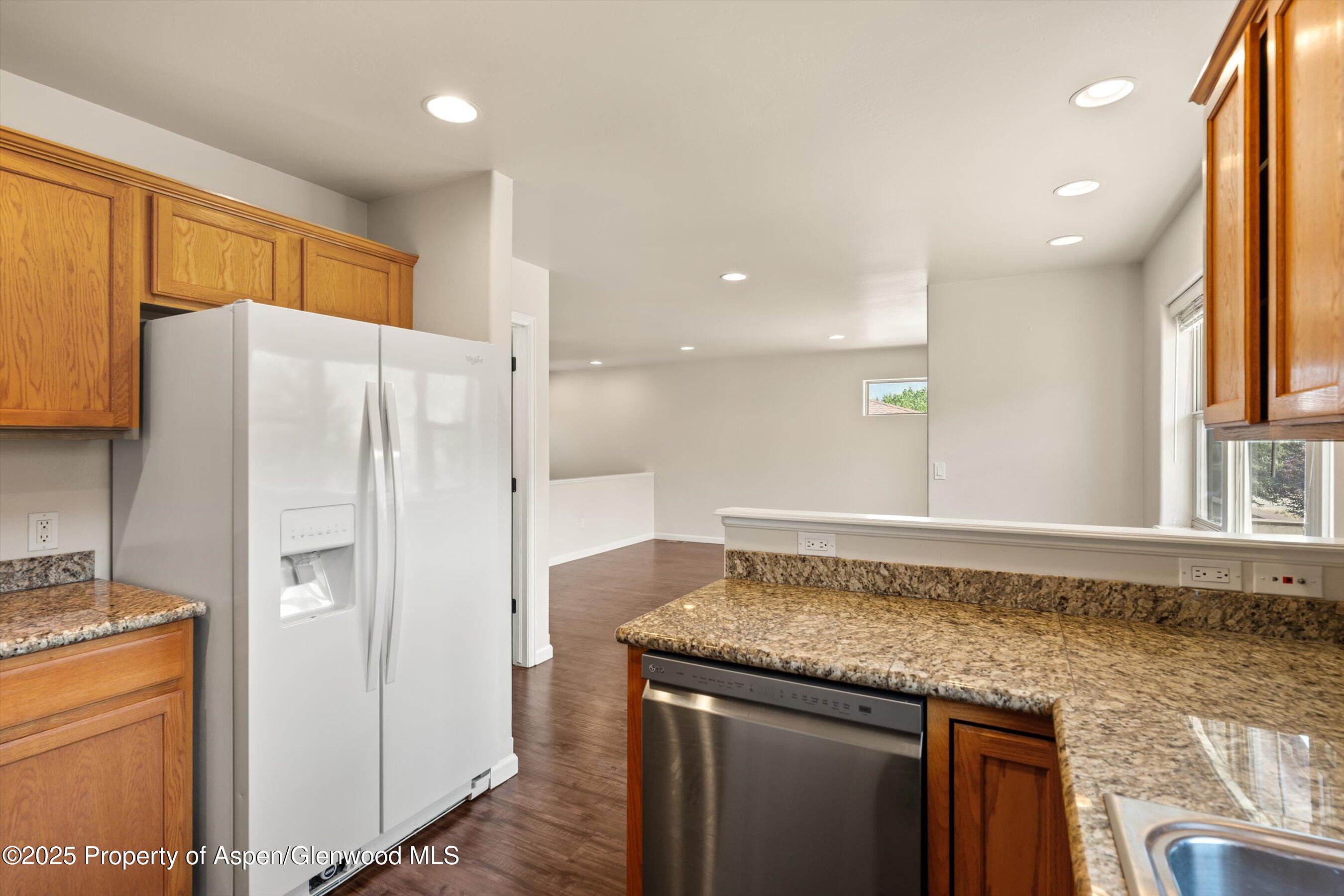 320 Castle Ridge Drive New Castle, CO 81647 - Photo 16 of 26 15-320CastleRidge_25080515