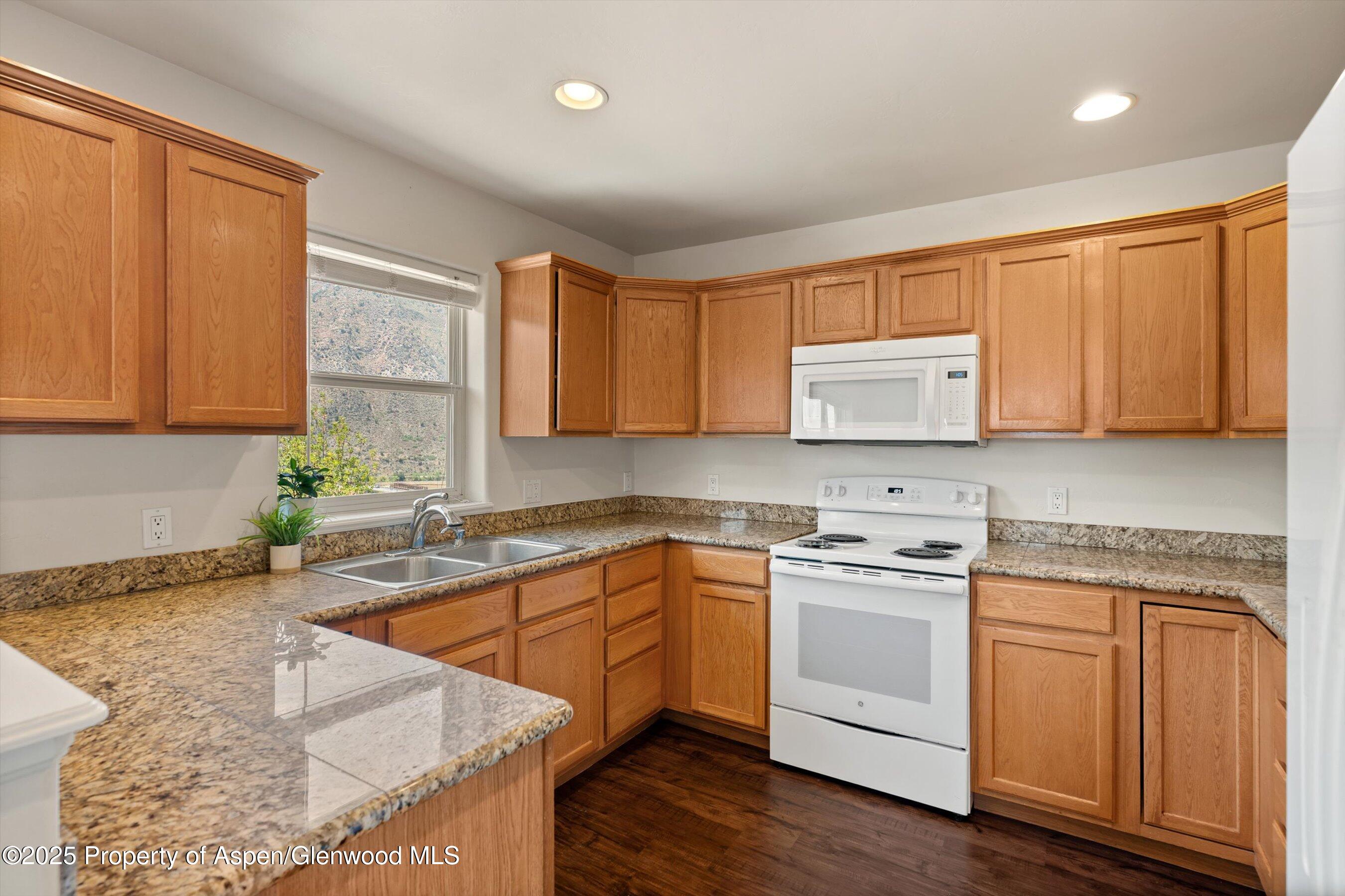 320 Castle Ridge Drive New Castle, CO 81647 - Photo 6 of 26 14-320CastleRidge_25080514