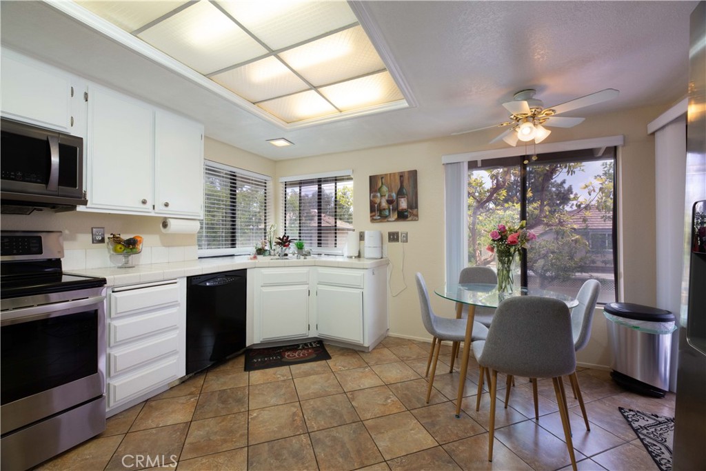 2583 Sandpebble Lane Brea, CA 92821 - Photo 10 of 27