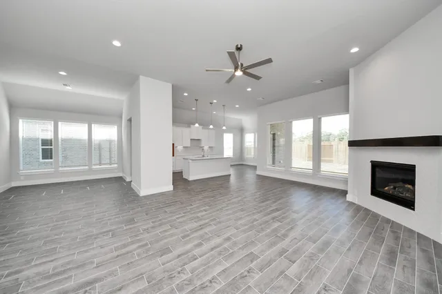 $416,040 | 3121 Skerne Spring Dr Spring, Spring, TX 77373