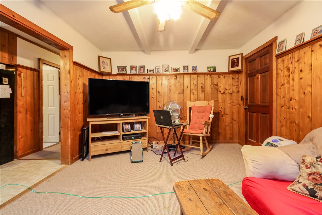 83 Mautucket Road South Kingstown, RI 02879 - Photo 5 of 16 Gallery Image 5