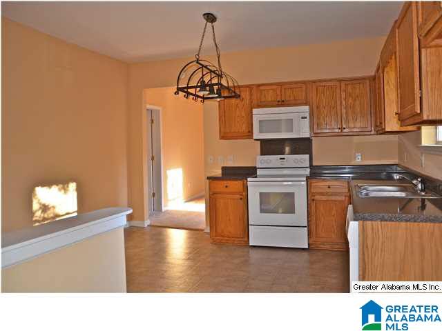 1628 Allen Street Leeds, AL 35094 - Photo 8 of 31