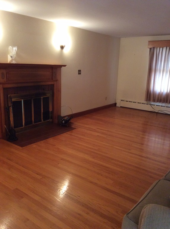 297 Parker Road Lancaster, MA 01523 - Photo 6 of 18 Gallery Image 6